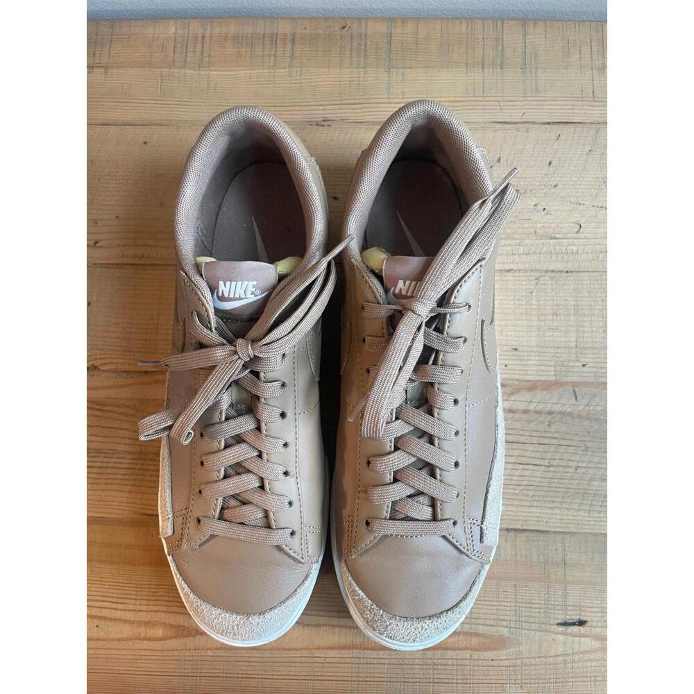 Nike Women’s Blazer Low Platform – Dark Driftwood (Size 10.5)